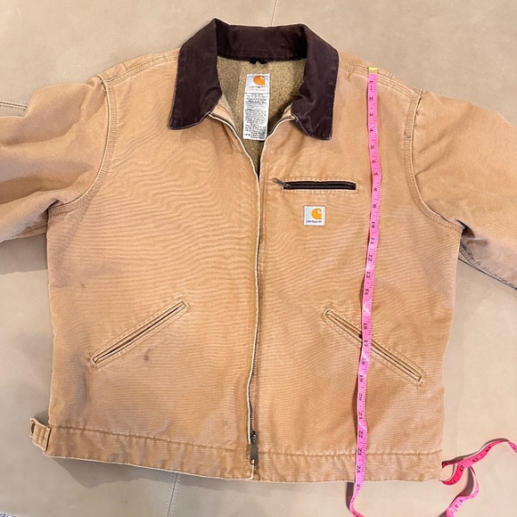 Carhartt Tan Utility Jacket with Brown Collar - Picture 4 of 8